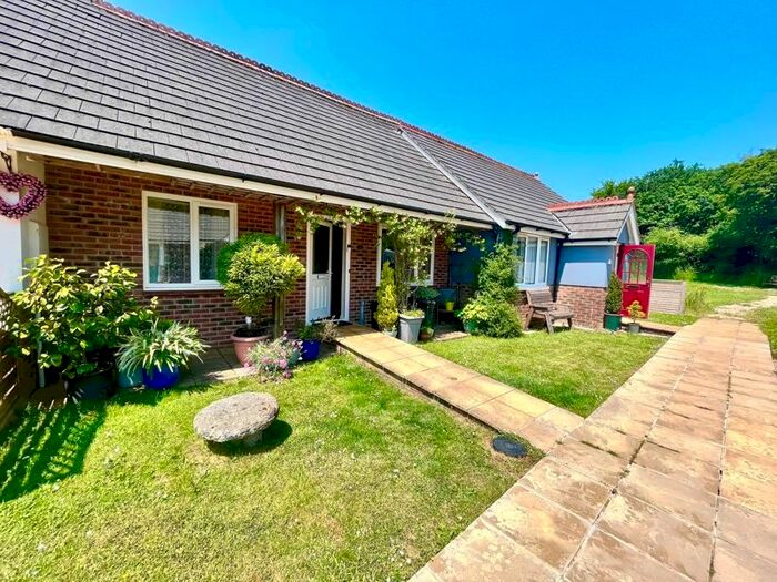 2 Bedroom Bungalow For Sale In Barn Park Gardens, Halwill, Beaworthy, EX21