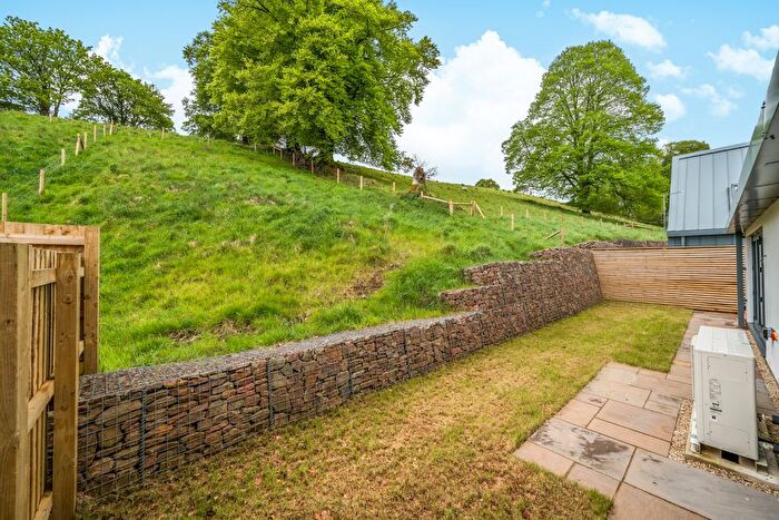 3 Bedroom Detached House For Sale In Elizabeth Penton Way, Bampton, Tiverton, Devon, EX16