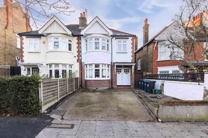2 Bedroom Flat To Rent In Woodfield Road, London, W5