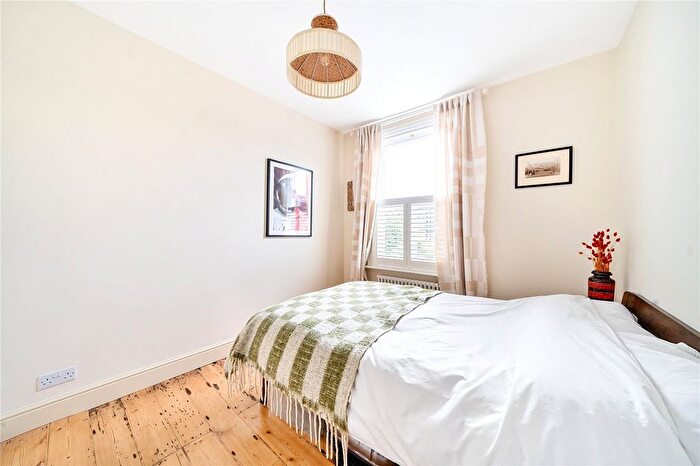 3 Bedroom Terraced House For Sale In Seaford Road, London, N15