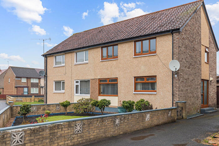 4 Bedroom Semi Detached House For Sale In Torwood Avenue, Grangemouth, FK3