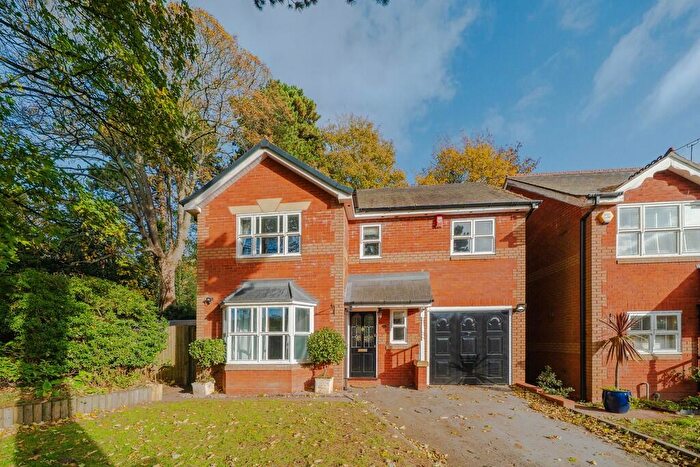 4 Bedroom Detached House For Sale In Parkfield Close, Edgbaston, B15