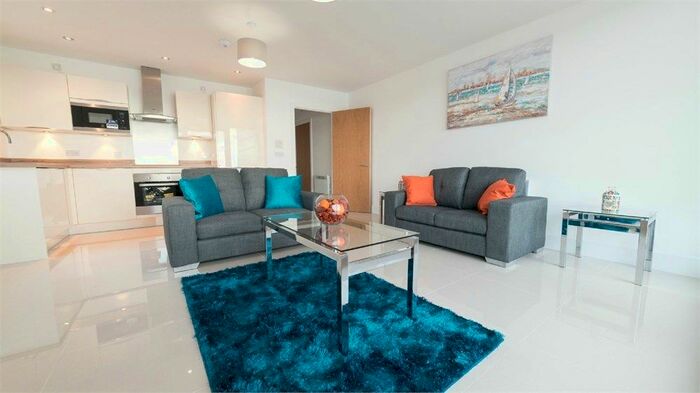 2 Bedroom Flat To Rent In Ferry Court, Cardiff, CF11