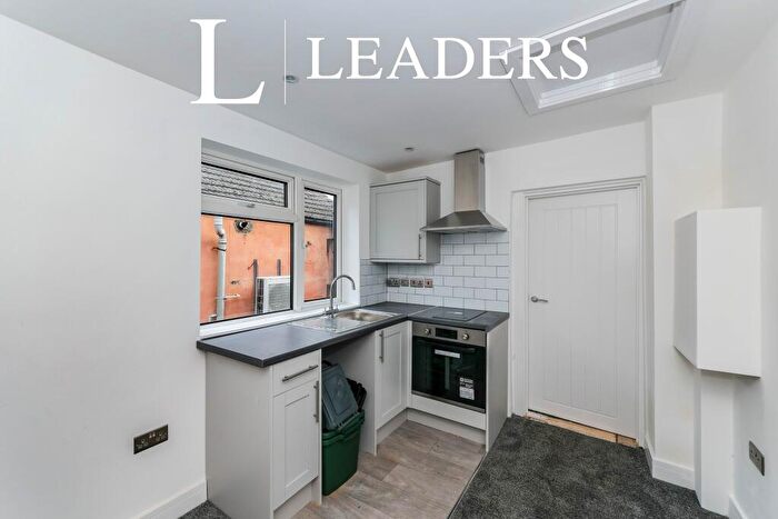1 Bedroom Flat To Rent In Kingston Road, Portsmouth, PO2