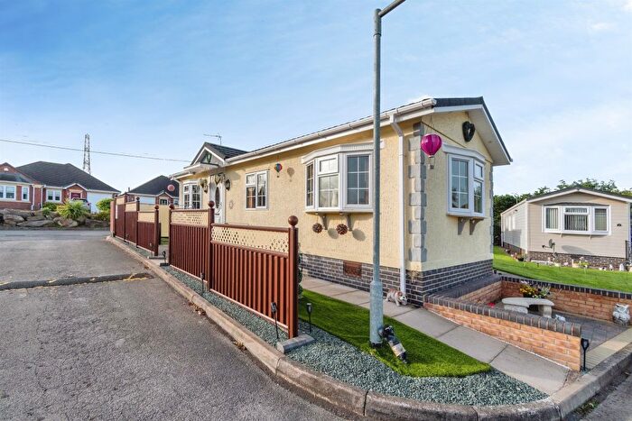 1 Bedroom Mobile/park Home For Sale In School Lane, Coven, Wolverhampton, WV9