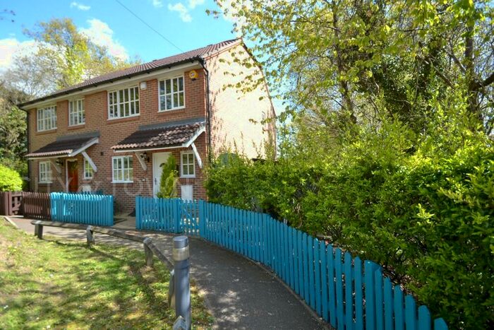 3 Bedroom Semi-Detached House To Rent In Ladywood Road, Dartford, Kent, DA2