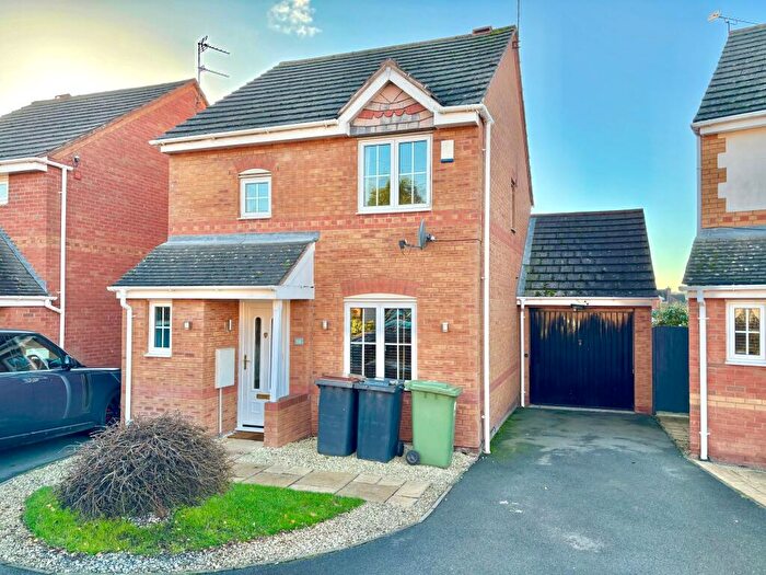 3 Bedroom Detached House To Rent In Upton Drive, Nuneaton, CV11