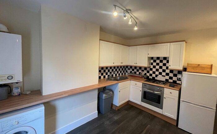 1 Bedroom Flat To Rent In Lansdowne Road, Tonbridge, Kent, TN9