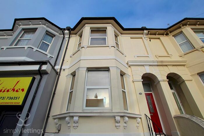 2 Bedroom Flat To Rent In Blatchington Road, Hove, BN3