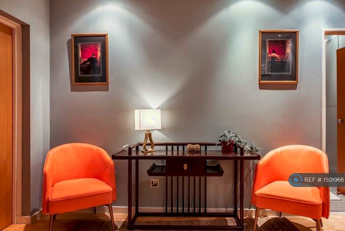 3 Bedroom Flat To Rent In Beetham Plaza, Liverpool, L2