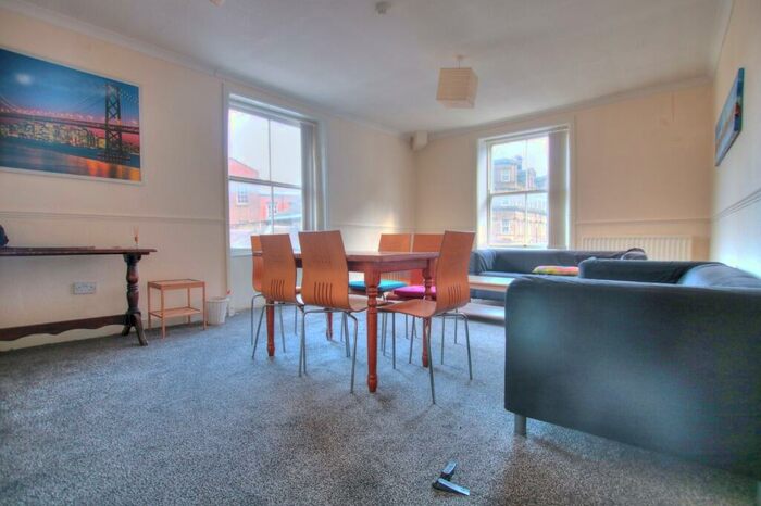 3 Bedroom Flat To Rent In Thornton Street, Westgate Road, Newcastle Upon Tyne, NE1