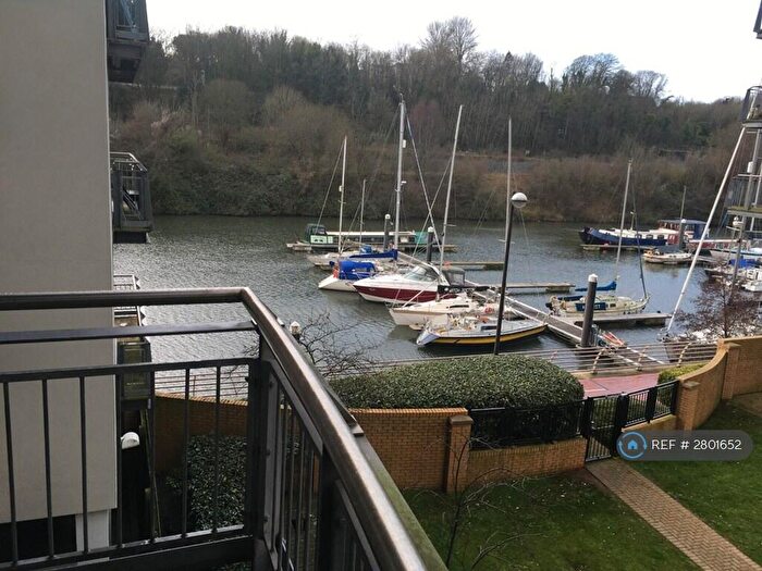 2 Bedroom Flat To Rent In Watkiss Way, Cardiff, CF11