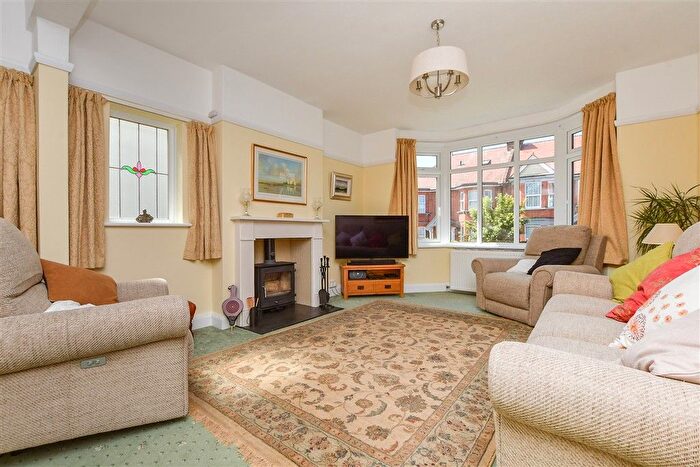 3 Bedroom Detached House For Sale In Madeira Road, Margate, Kent, CT9