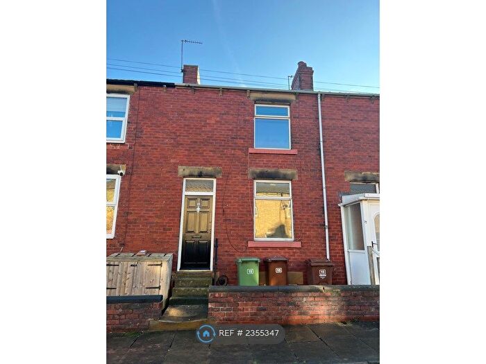 2 Bedroom Terraced House To Rent In Hilda Street, Ossett, WF5