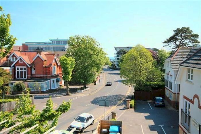 1 Bedroom Flat To Rent In St. Johns Road, Boscombe, Bournemouth, BH5