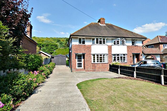 3 Bedroom Semi-Detached House To Rent In Hughenden Valley, HP14