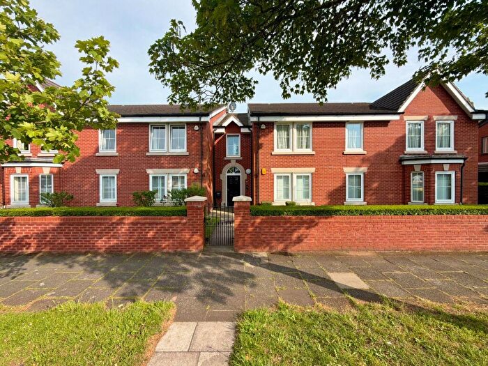 2 Bedroom Apartment For Sale In Regal Court, Liverpool Road, Ainsdale, PR8