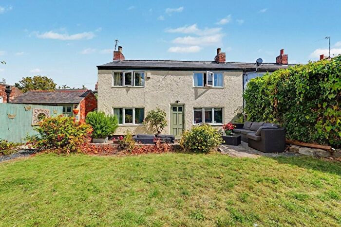 4 Bedroom Semi-Detached House For Sale In Berridges Lane, Husbands Bosworth, LE17