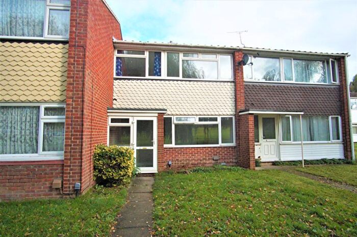 3 Bedroom Property To Rent In Russet Close, Tuffley, Gloucester, GL4