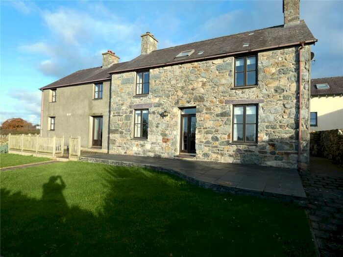 4 Bedroom Detached House To Rent In Bontnewydd, Caernarfon, Gwynedd, LL55