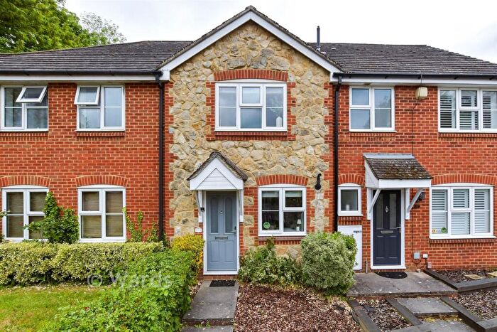 2 Bedroom Terraced House For Sale In The Rocks Road, East Malling, Kent, ME19