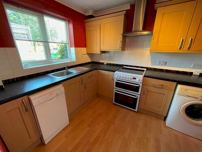 1 Bedroom Terraced House For Sale In Walton Way, Newbury RG14