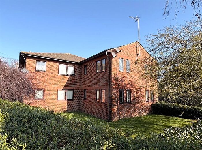 Studio To Rent In Attlee Drive, Dartford, DA1