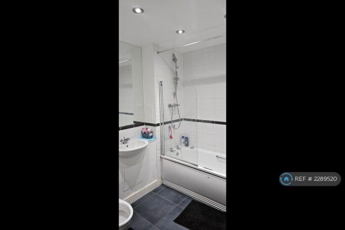 1 Bedroom Flat To Rent In Drinkwater Road, Harrow, HA2