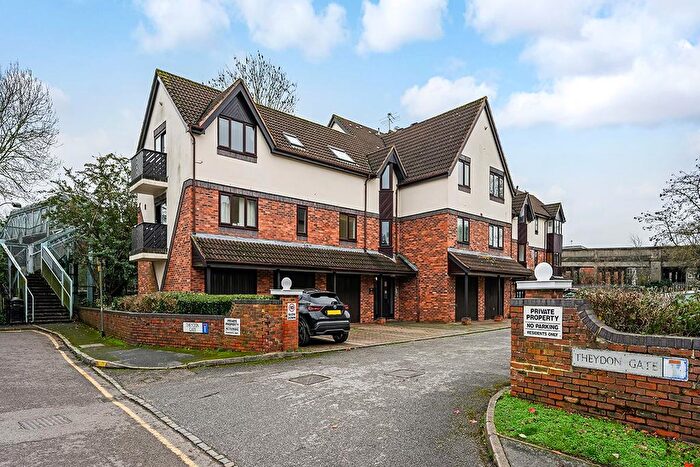 1 Bedroom Flat To Rent In Theydon Gate, Theydon Bois, CM16