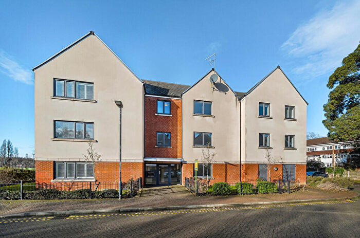 2 Bedroom Apartment For Sale In Chatswood Mews, Sidcup, DA14