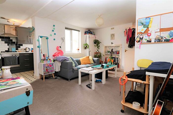 1 Bedroom Flat To Rent In Crouch Hill, London, N4