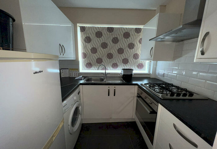 2 Bedroom Apartment To Rent In Elmgrove Road, Harrow, Greater London, HA1