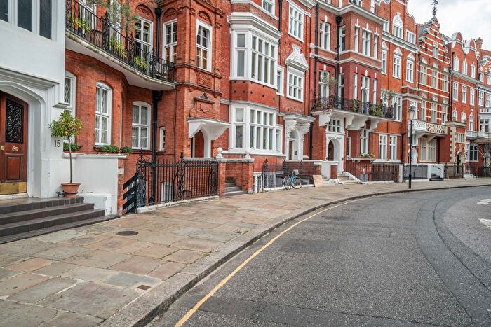 1 Bedroom Flat To Rent In Lennox Gardens, London, SW1X