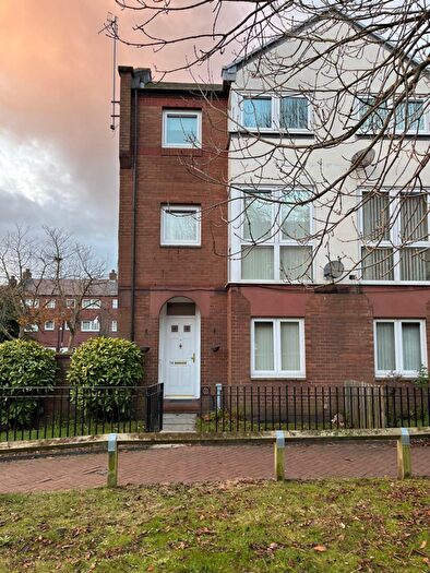 3 Bedroom Town House To Rent In Liverpool, L1