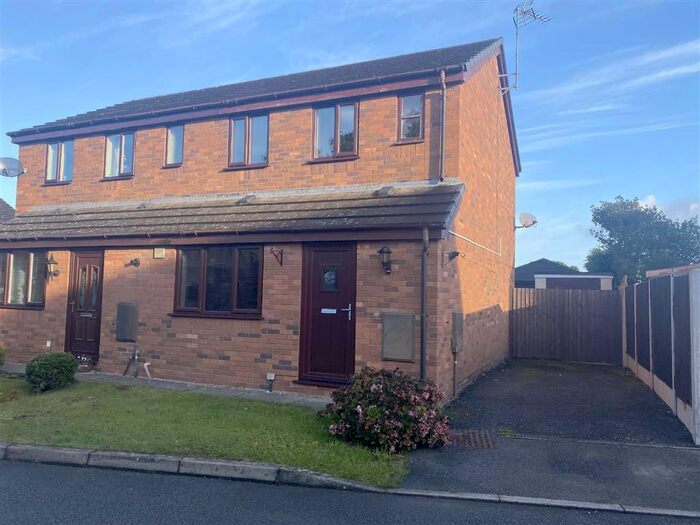 2 Bedroom Semi-Detached House To Rent In Llys Cae'r Glo, Mold, Flintshire, CH7