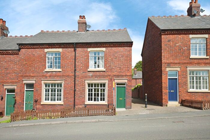 2 Bedroom End Of Terrace House For Sale In New Bolsover, Bolsover, Chesterfield, Derbyshire, S44