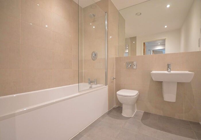 1 Bedroom Flat To Rent In Flat Kiln House, St. Thomas Street, Bristol, BS1