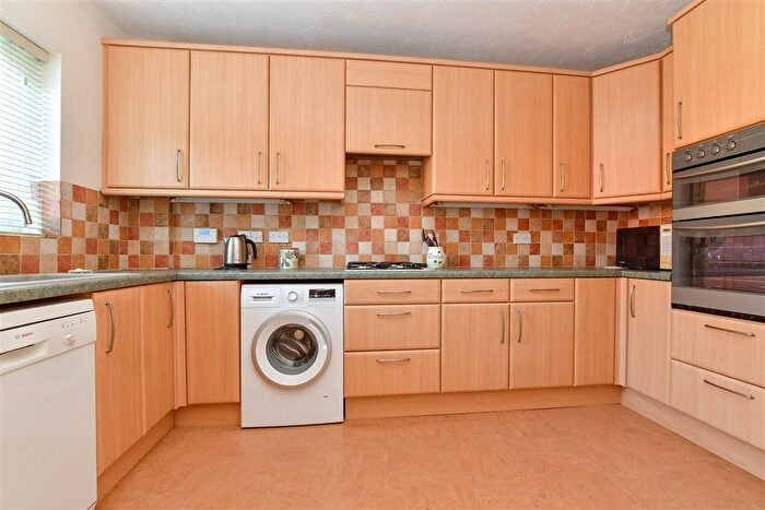 3 Bedroom Terraced House For Sale In Lower Sawley Wood, Banstead, Surrey, SM7