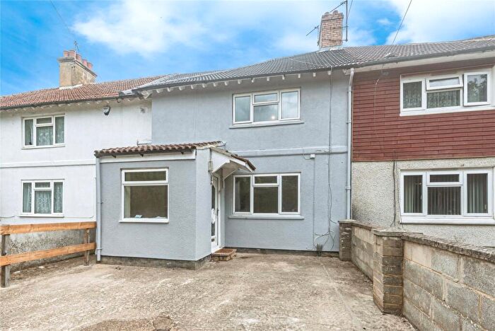3 Bedroom Terraced House For Sale In Meadow Lane, Oxford, Oxfordshire, OX4