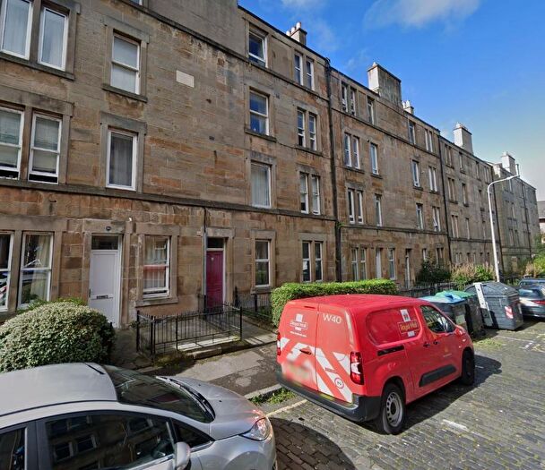1 Bedroom Flat To Rent In Cathcart Place, Dalry, Edinburgh, EH11