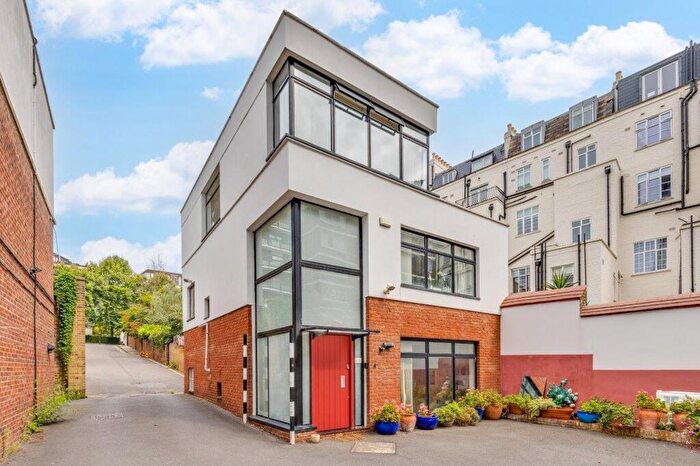 3 Bedroom Detached House For Sale In Ormonde Court, St. Edmunds Close, London, NW8