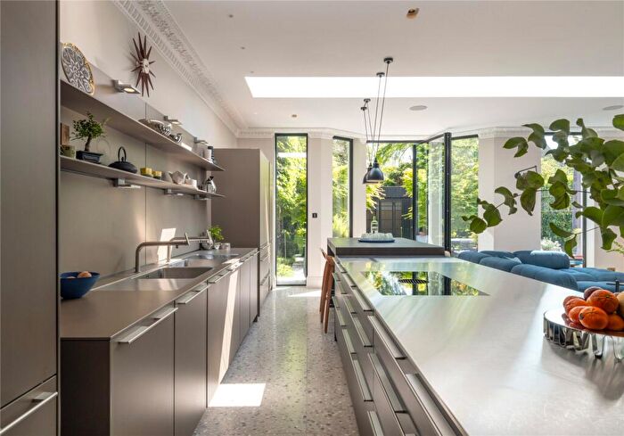 4 Bedroom Apartment For Sale In King Henrys Road, Primrose Hill, London, NW3