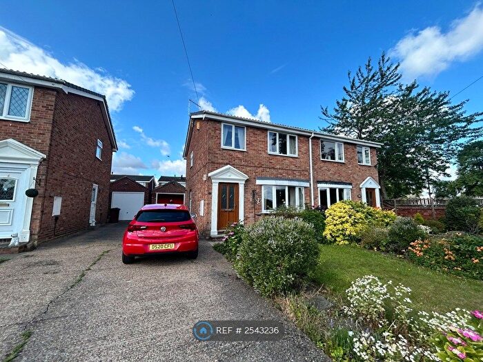 3 Bedroom Semi-Detached House To Rent In Chequerfield Court, Pontefract, WF8