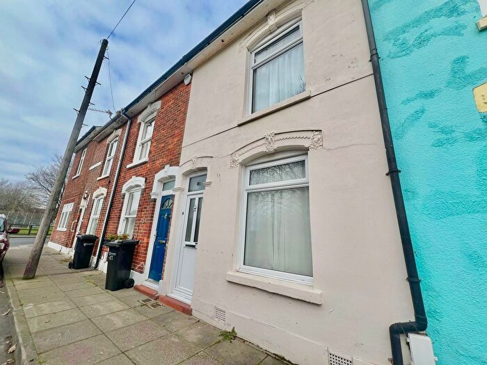 2 Bedroom Terraced House To Rent In Washington Road, Portsmouth, PO2