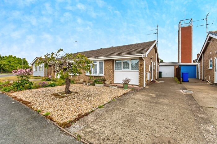 2 Bedroom Semi-detached Bungalow For Sale In Greenwood Drive, Boston, PE21