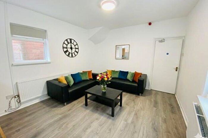7 Bedroom Terraced House To Rent In Salisbury Road Cardiff, CF24