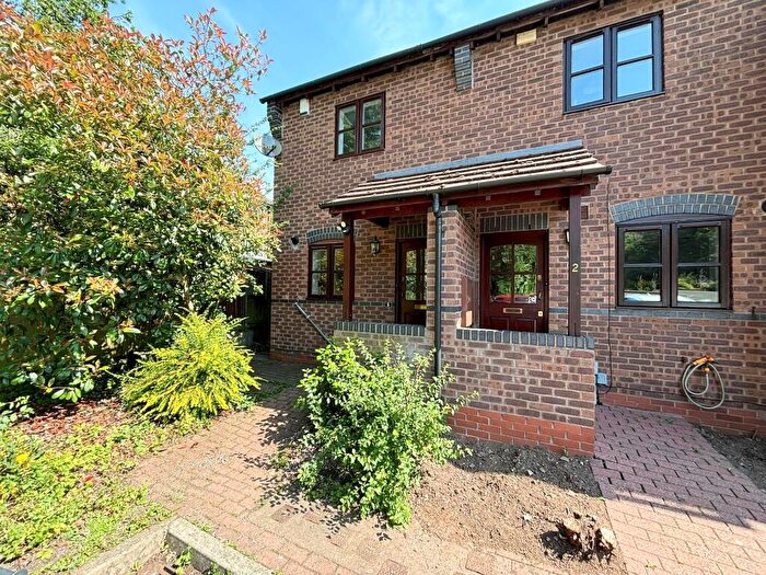 2 Bedroom House To Rent In Riverside Court, Kings Norton, B38