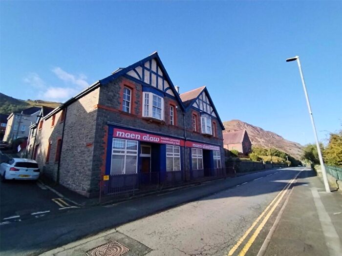 2 Bedroom Apartment To Rent In Bangor Road, Penmaenmawr, Conwy, LL34