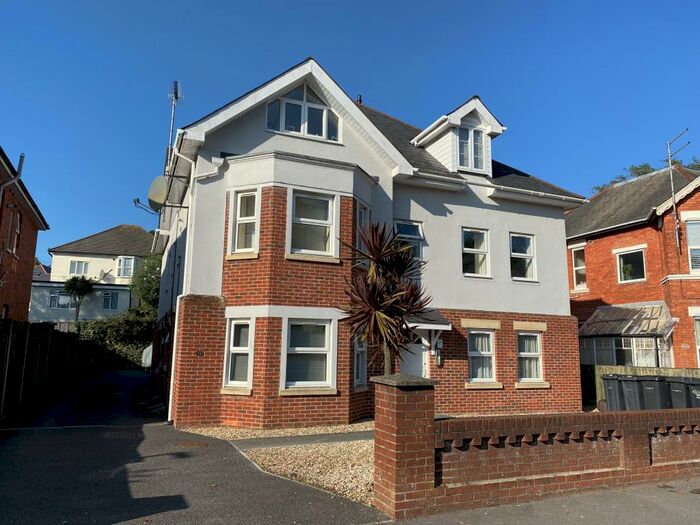 2 Bedroom Maisonette To Rent In Alumhurst Road, Westbourne, BH4