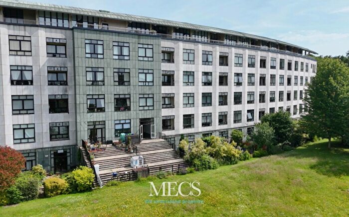 2 Bedroom Apartment For Sale In Britannic Park, Yew Tree Road, Moseley, Birmingham, West Midlands, B13